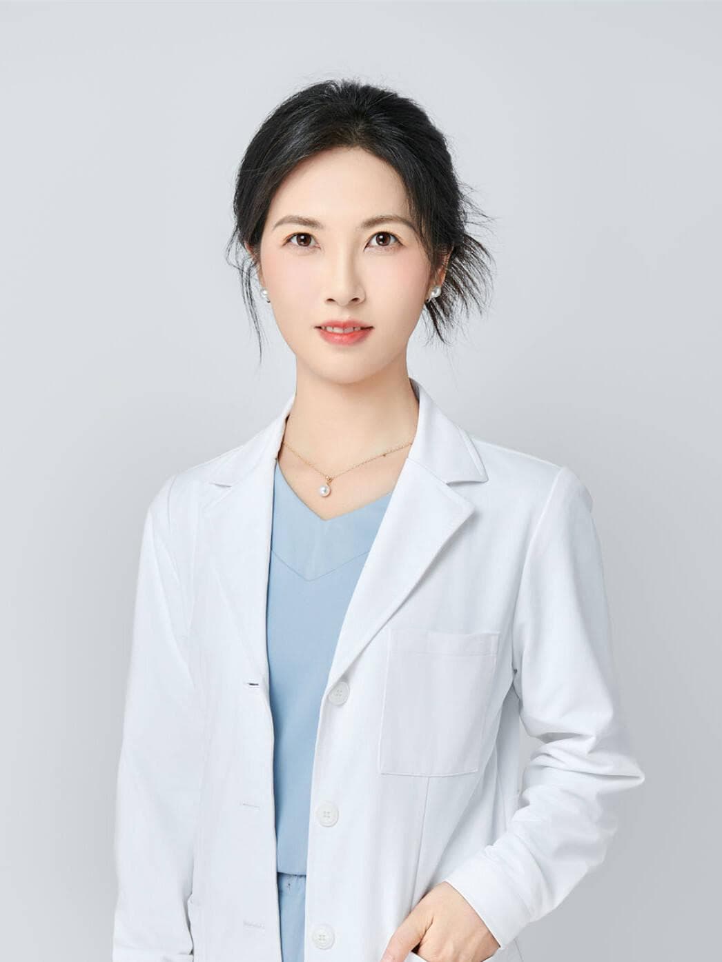 眼周手术术后恢复全攻略：从护理到注意事项