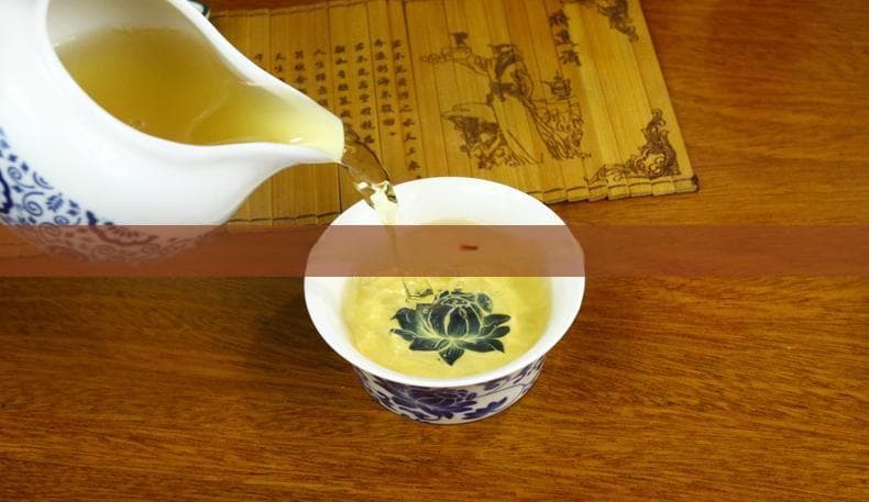 普洱茶储存指南：使用塑料袋保存的利与弊及正确方法