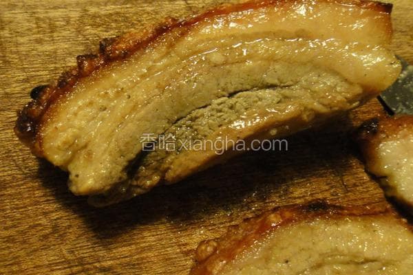 脆皮烧肉：酥脆外皮与香嫩肉质的完美结合