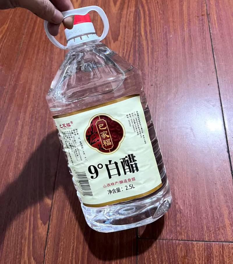 白醋：家中除蚁的天然神器