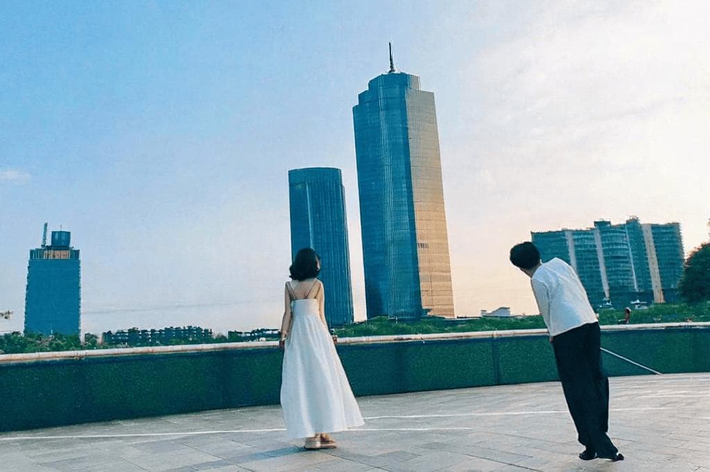 "代际之隙"：当亲情遭遇观念冲突，何去何从？