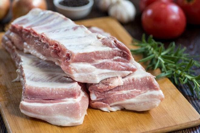 肥肉被BBC评为十大营养食物之一，多吃肥肉，真的有利健康吗？