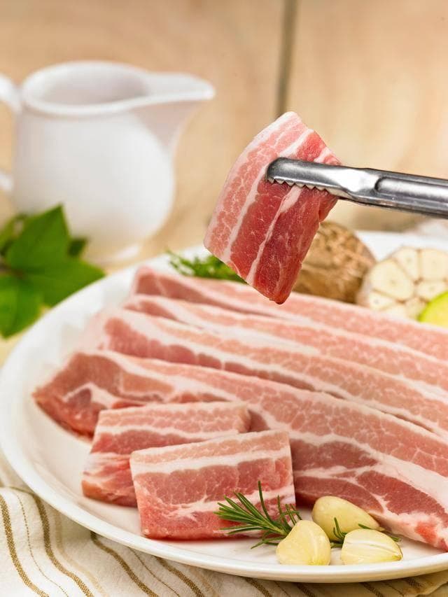 炖红烧肉，别再直接焯水了，全程记好这3招，肥而不腻，太香了