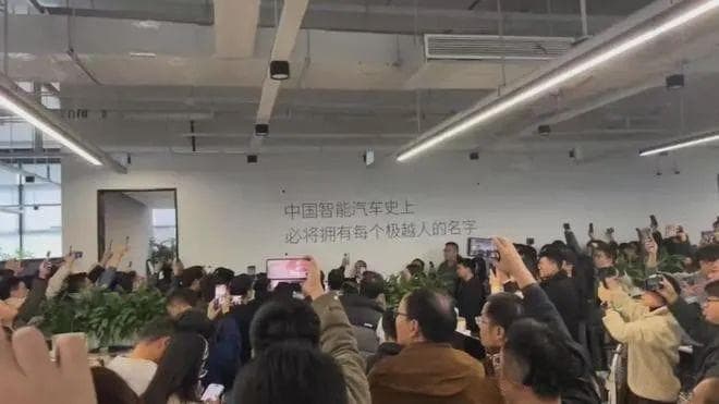 他们只是不幸失业，为何还要遭受惩罚？