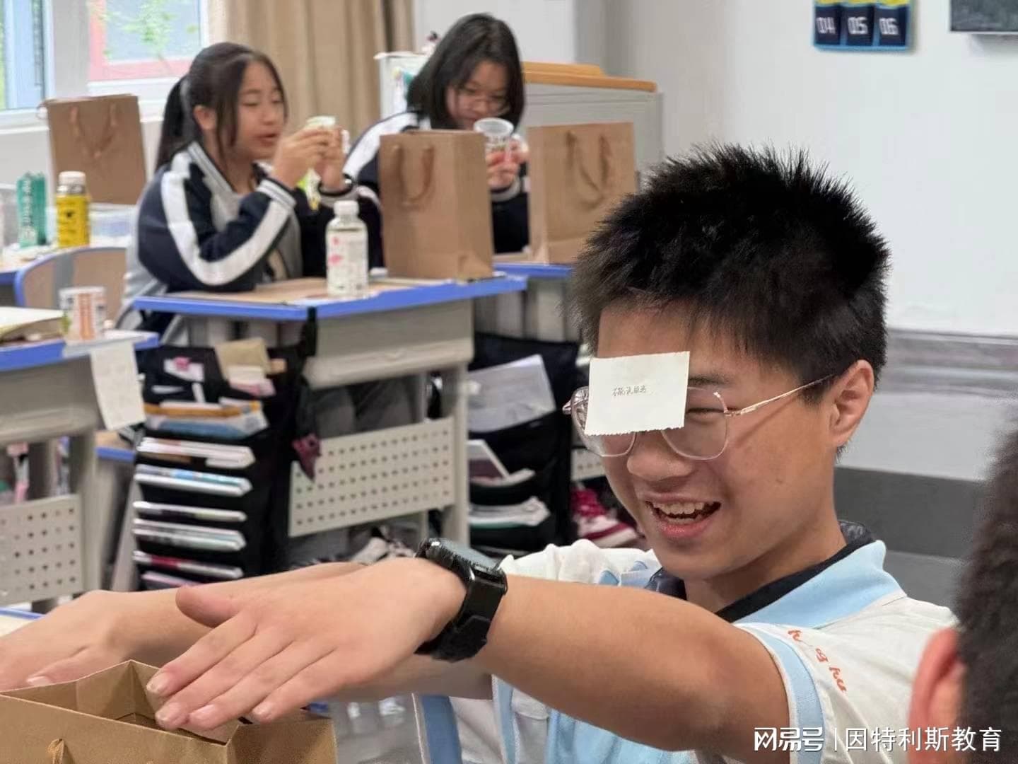高三复读要求什么时候报名