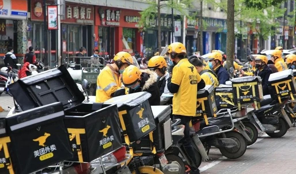 外卖骑手换电柜行业面临的挑战与解决方案