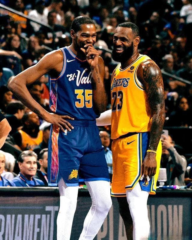 杜兰特突破三万分大关，成为NBA历史第八人