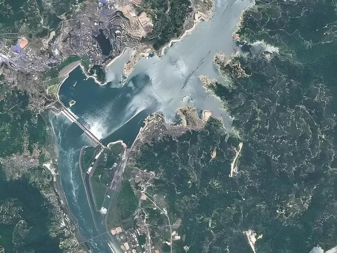 NASA研究团队：三峡大坝造成地球自转轴位移，极点位置移动2公分
