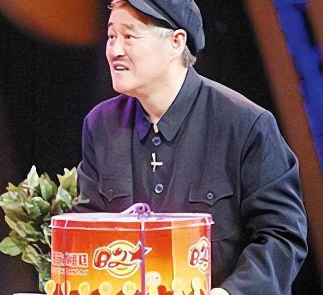 赵本山因健康状况无缘2025春晚，网友热议：没有赵本山的春晚还叫春晚吗？