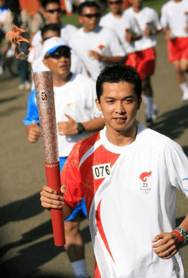 陶菲克·希达亚特：从“羽坛神童”到大满贯得主的传奇生涯