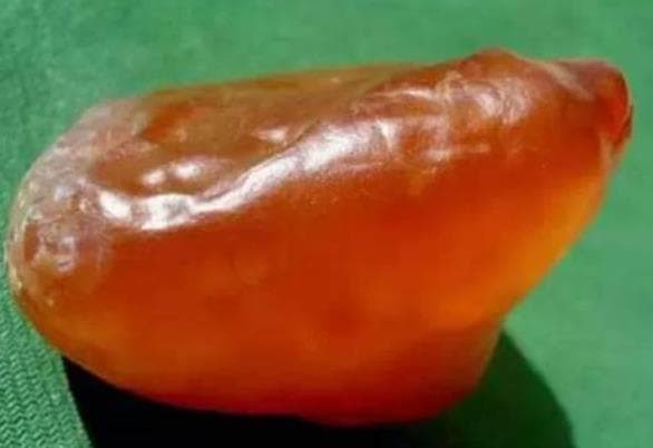 如何区分玛瑙和玉(附图片鉴别)？