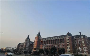 办理《边境通行证》须知
