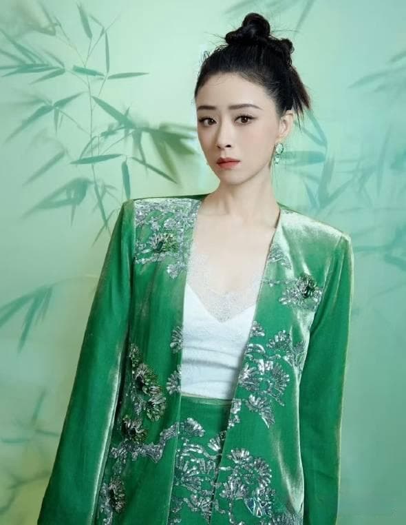 蒋欣不愿结婚原因曝光！不结婚的她会更加快乐，她是不婚主义者