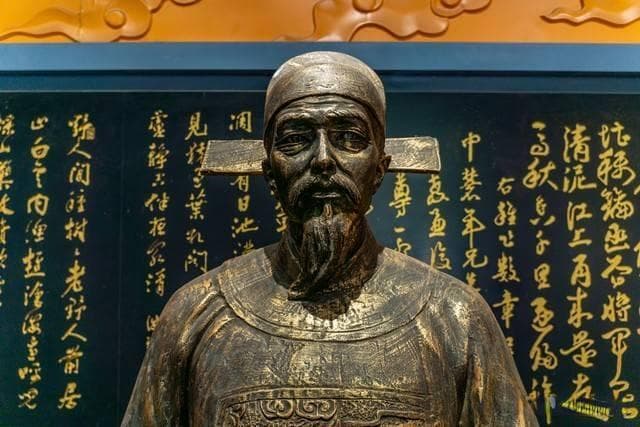 海瑞的刚直与清廉：明朝官场的独特存在