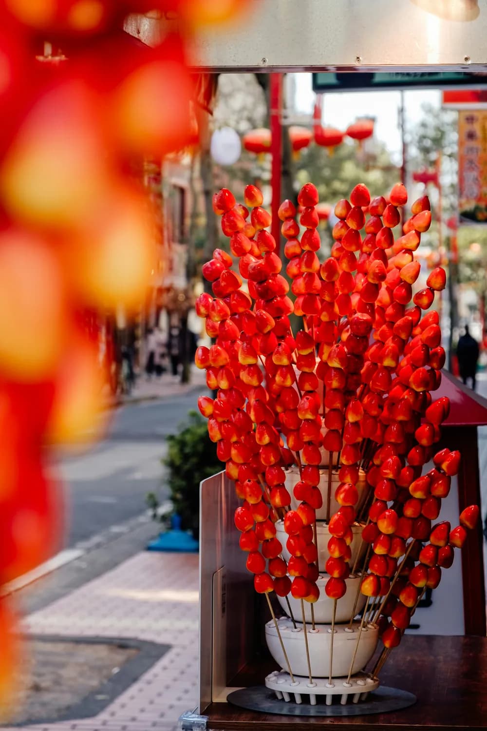 冰糖葫芦：从唐宋到乾隆的甜蜜传承
