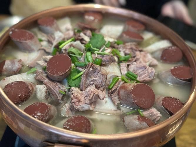 杀猪菜：东北年味里的热辣鲜香