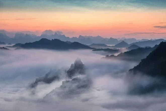 浮生若梦逐真我，心海无涯觅自由
