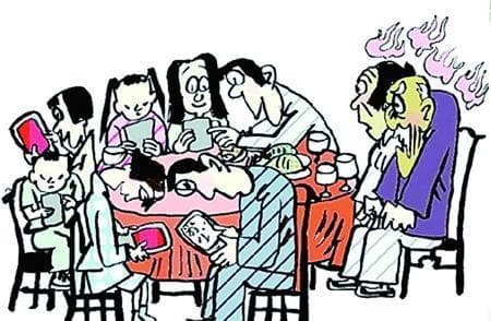 放下手机 不妨从年夜饭开始