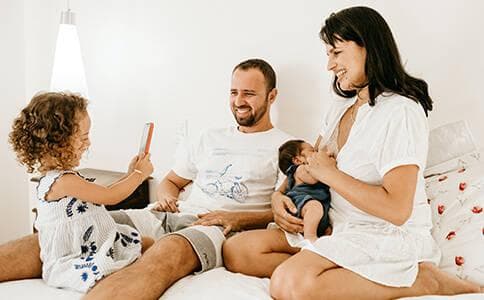孩子说话目光不与人对视怎么办？专家建议这样做