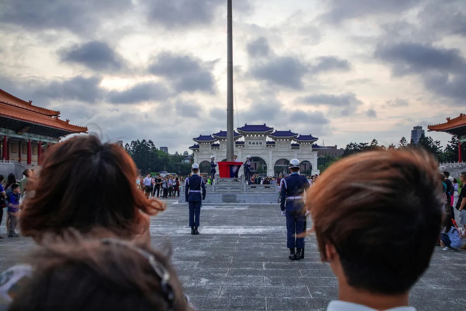 揭秘防空警报：从九一八到现代城市的“安全卫士”