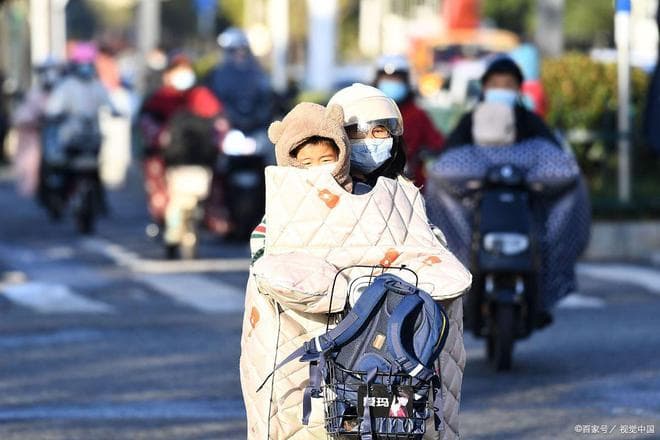 冬天使用空气净化加湿器时，室内湿度的理想 “刻度” 在哪？