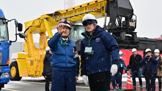 国际原子能机构总干事实地考察日本核安全与修复进展