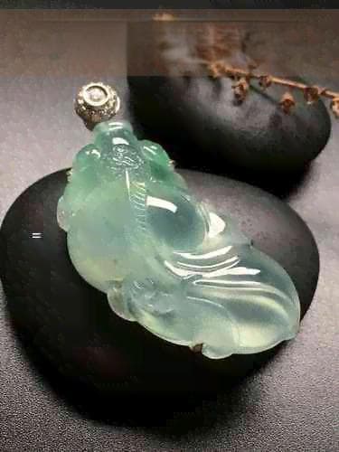 豆种翡翠手镯怎么养才能透