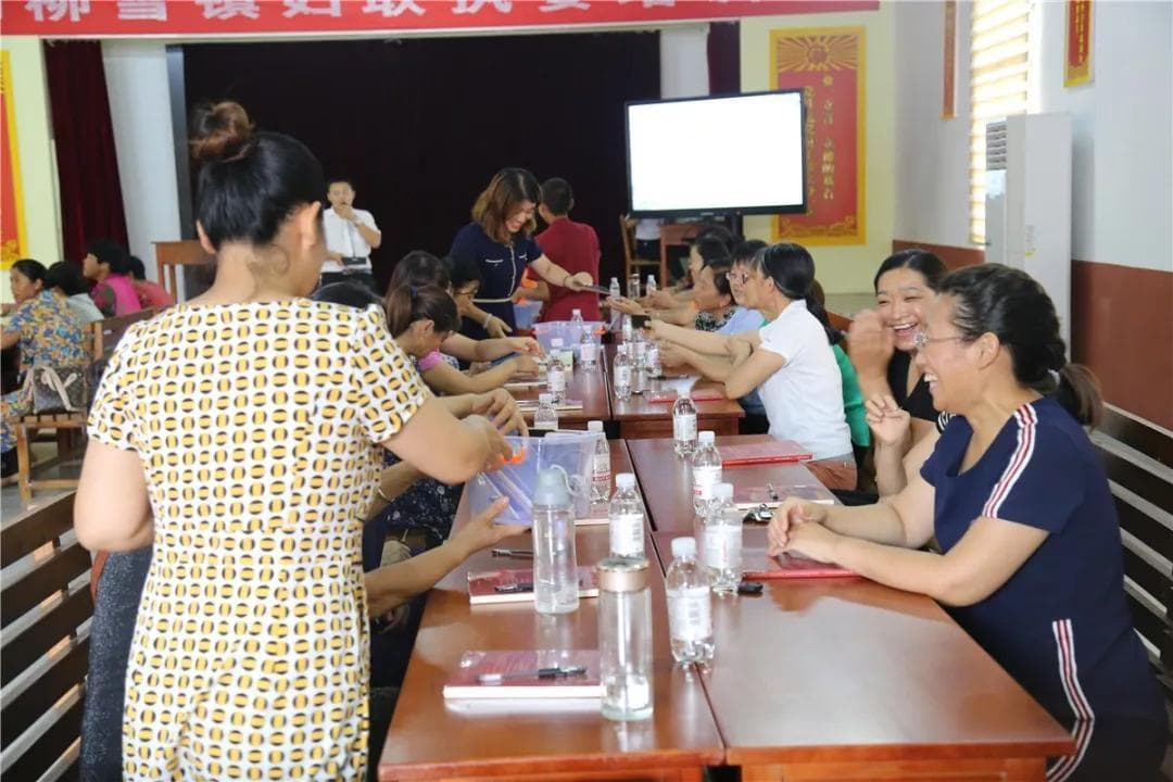 正向思维助力情绪逆袭，驱散负面情绪的方法与技巧