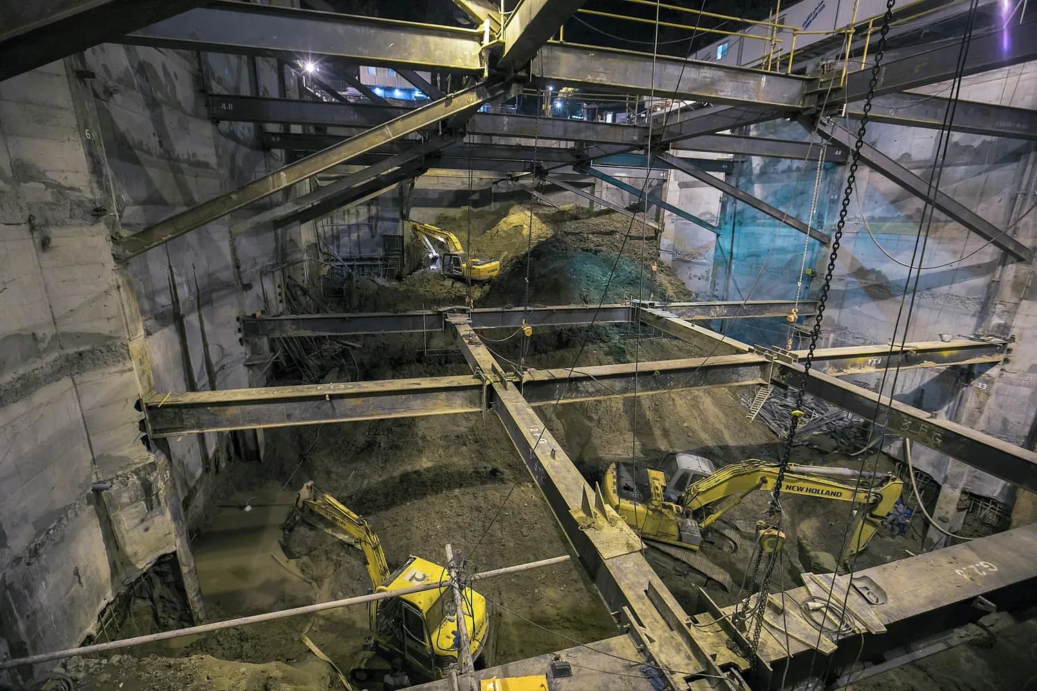 重庆地铁7号线中柱村站最新建设动态：土石方开挖施工正酣
