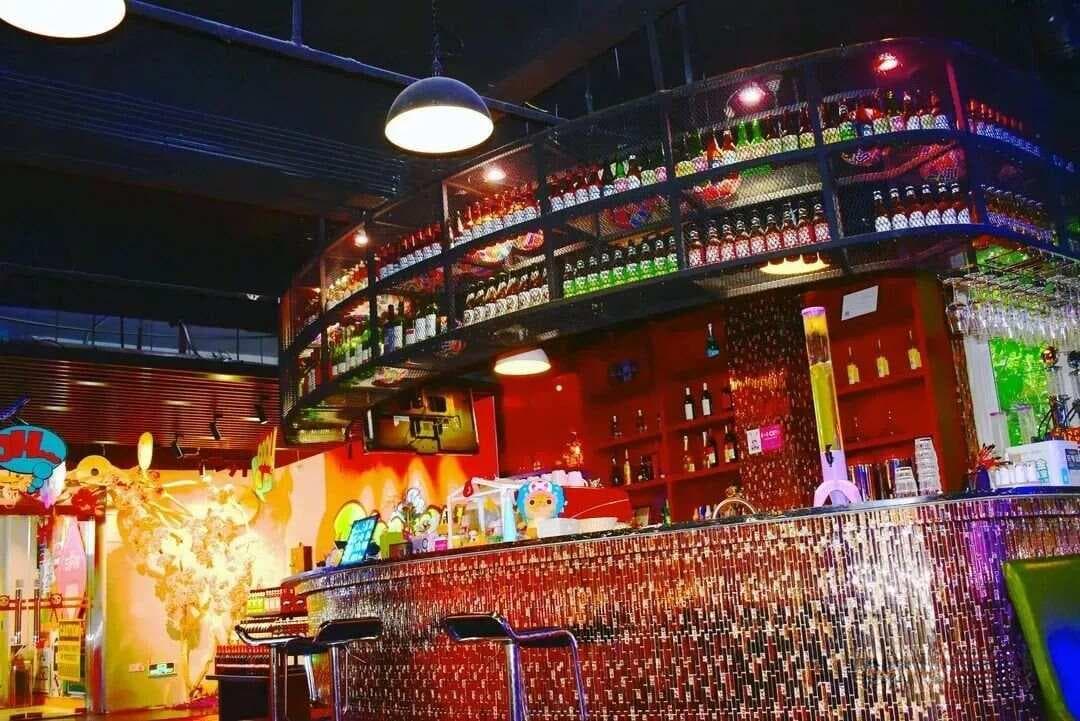 什么是轰趴？一场年轻人的室内派对革命