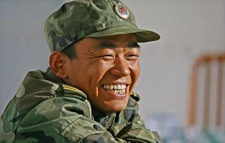 王宝强再谈许三多：坚韧精神影响深远，或将重启经典角色