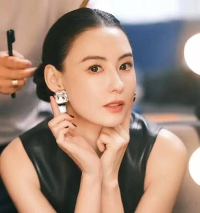 44岁张柏芝事业重启：大光明造型成新标志