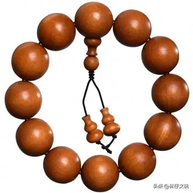珠宝手串搭配技巧大揭秘，提升你的时尚感和个性！