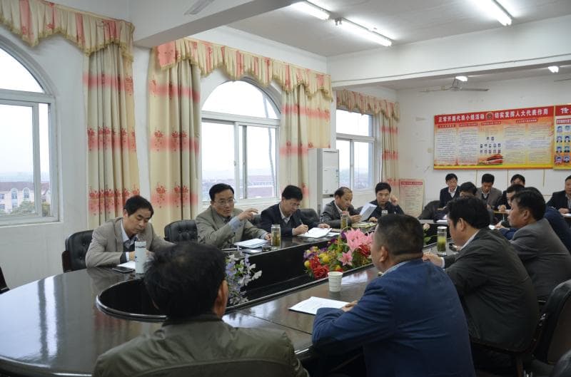通货膨胀时应如何选择投资方向？这种选择存在哪些风险？