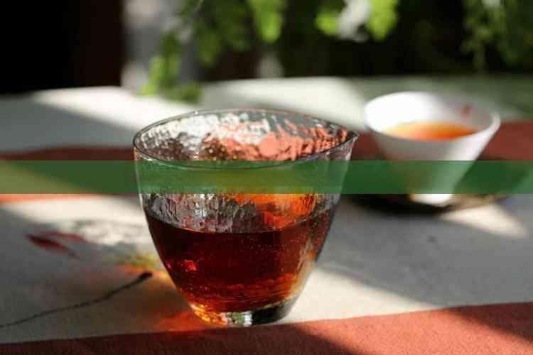 探秘普洱茶独特酸香之谜：解析其成因与品鉴要点