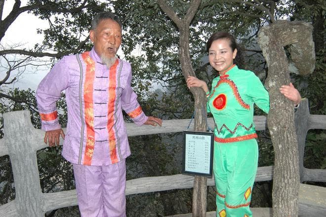 夏季来临，柴埠溪的美丽景色让人心旷神怡，怪奇公写赋为证