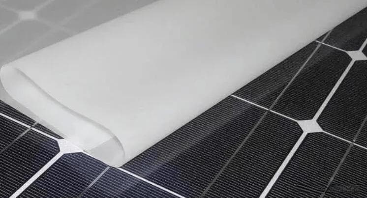 光伏组件的长期稳定性：EVA、POE、EPE、PVB胶膜性能的深入分析