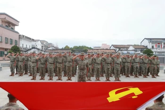 “半截皮带”缘何能够激发官兵血性胆气？
