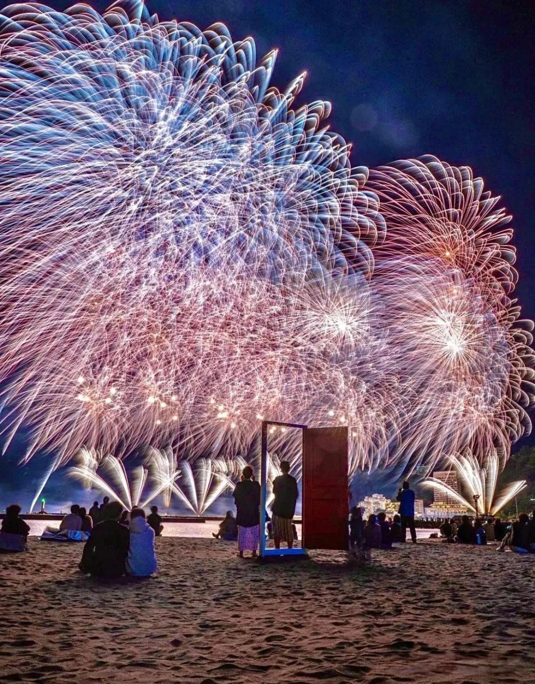 日本夏日祭文化，奔赴一场花火盛宴