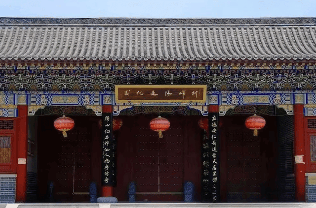青岛民俗雅趣深度游：两条路线解锁城市魅力
