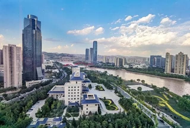 三线城市新格局！兰州盐城强势崛起，邯郸上饶奋起直追！