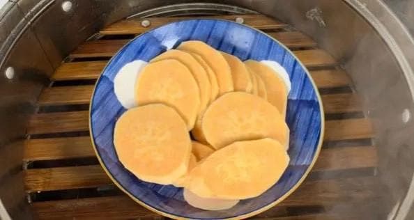 红薯糕：冬季暖心美食新选择，四种做法详解