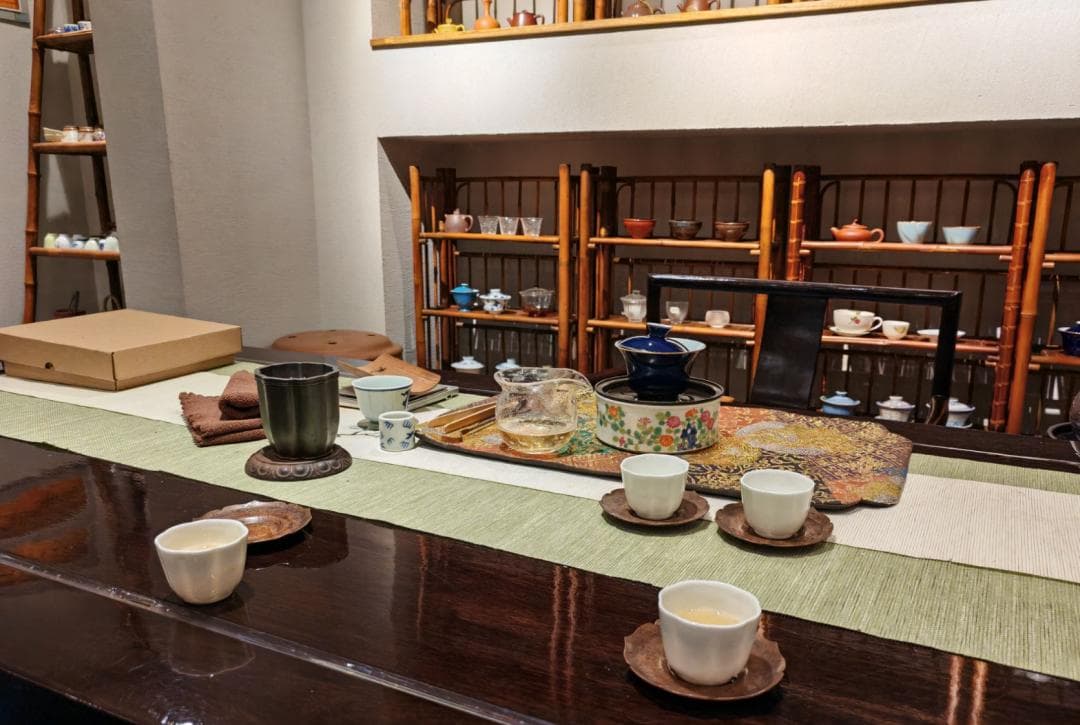 盖碗、公道杯、烧水壶，茶具怎么摆放，有什么讲究？手把手教你正确做法