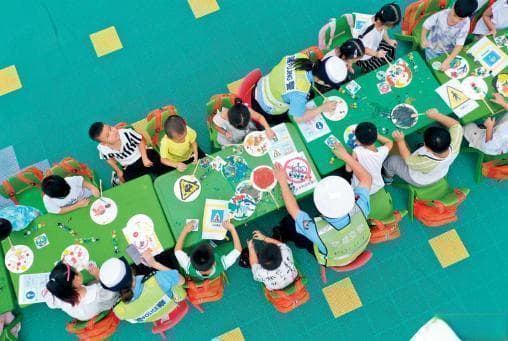 学生交通安全提升：从政策到实践的全方位解读