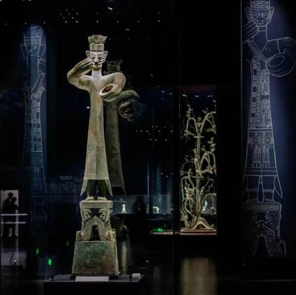 三星堆遗址文物价值探析