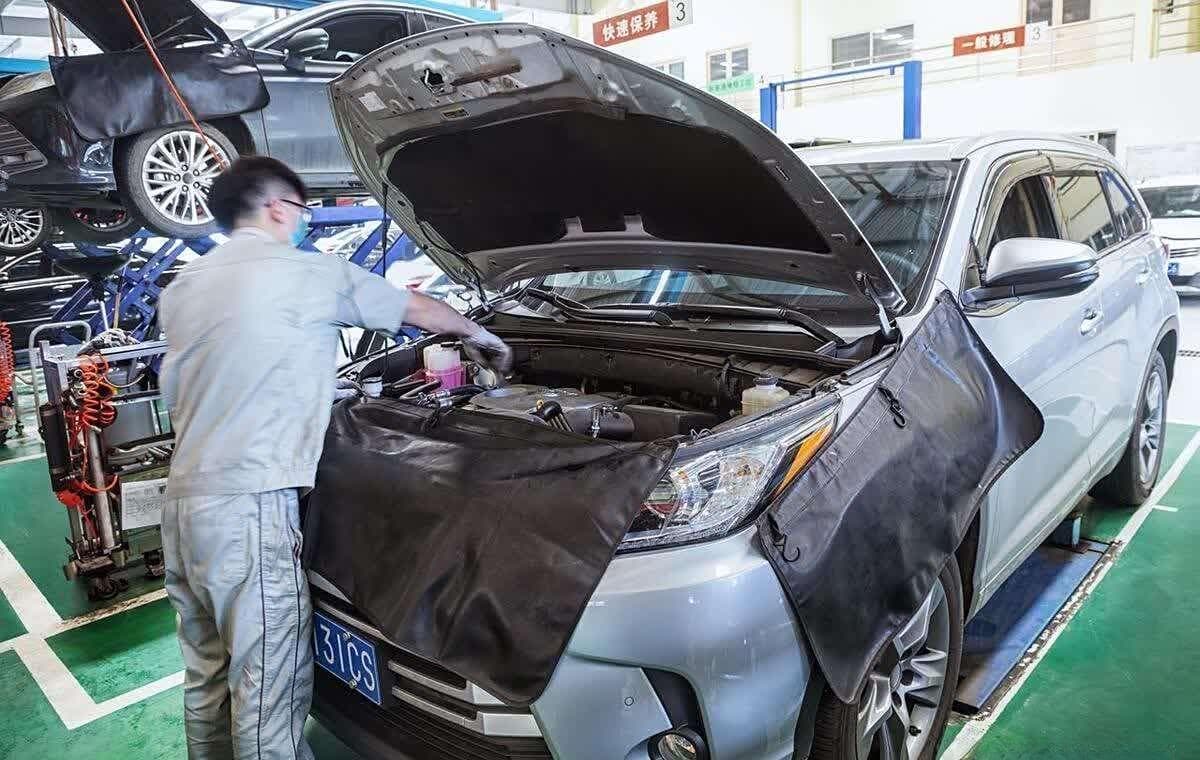 为什么很多人坚持去4S店做维修保养？4S店维修保养是不是坑人的？