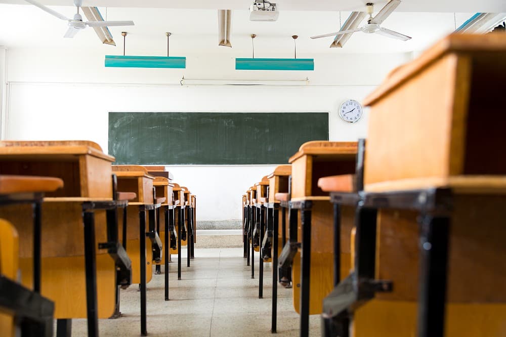 绿色教室革命：节能校园如何提升学生表现