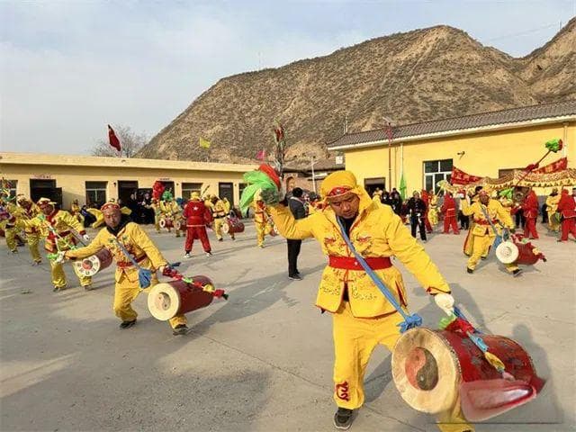 甘肃各地烹制“文化大餐”过大年