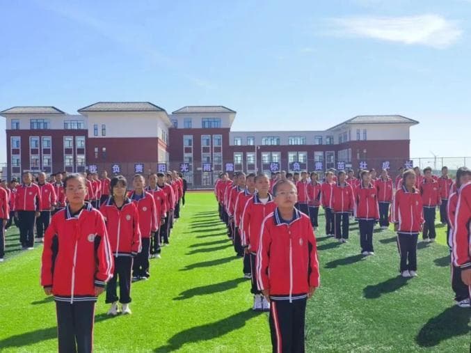 顺安小学创新管理让寄宿制教育更有温度