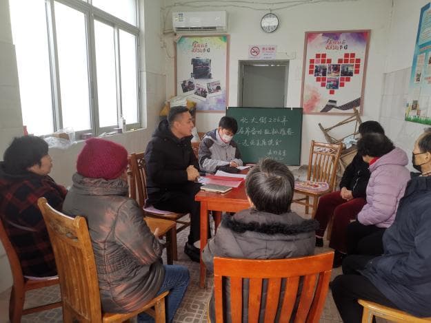 “力量＋帮治理”解锁社区治理新路径